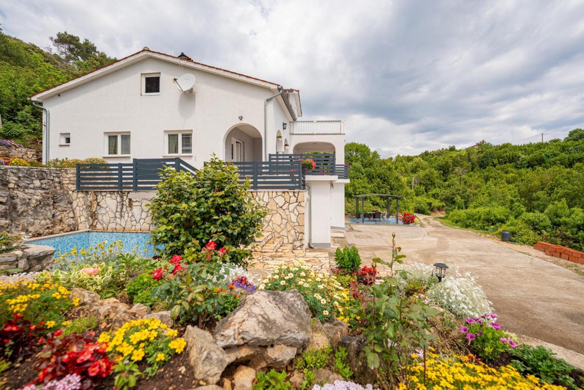 Villa Paradiso In Plomin - Istrien Exterior photo